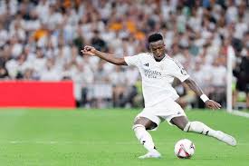 [NBA]三巨头合砍81分 太阳险胜公牛.